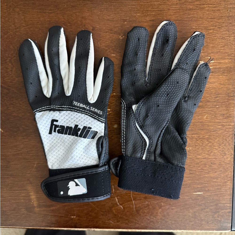 Franklin Black and White T-ball Batting Gloves
